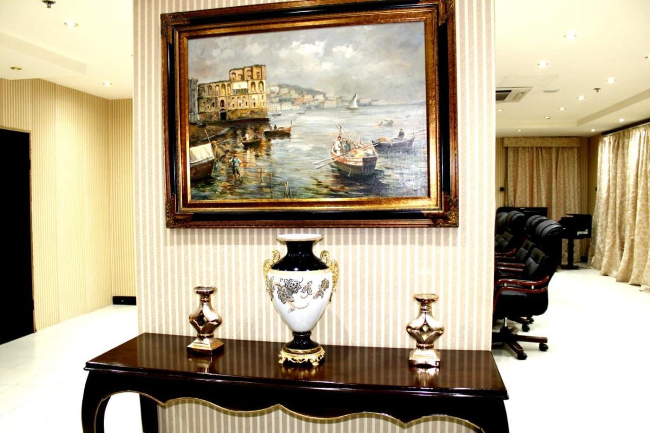 Tourist Hotel Doha Buitenkant foto