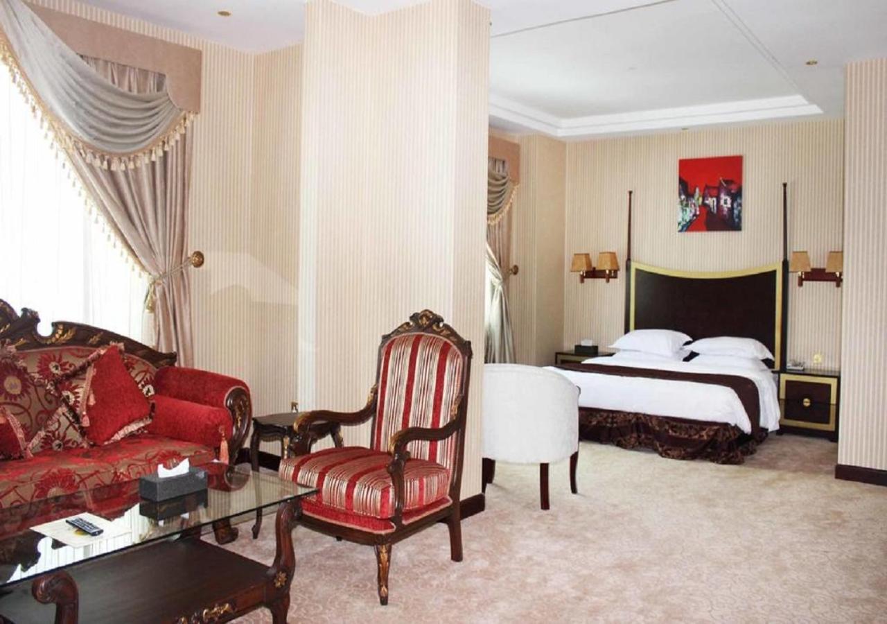 Tourist Hotel Doha Buitenkant foto