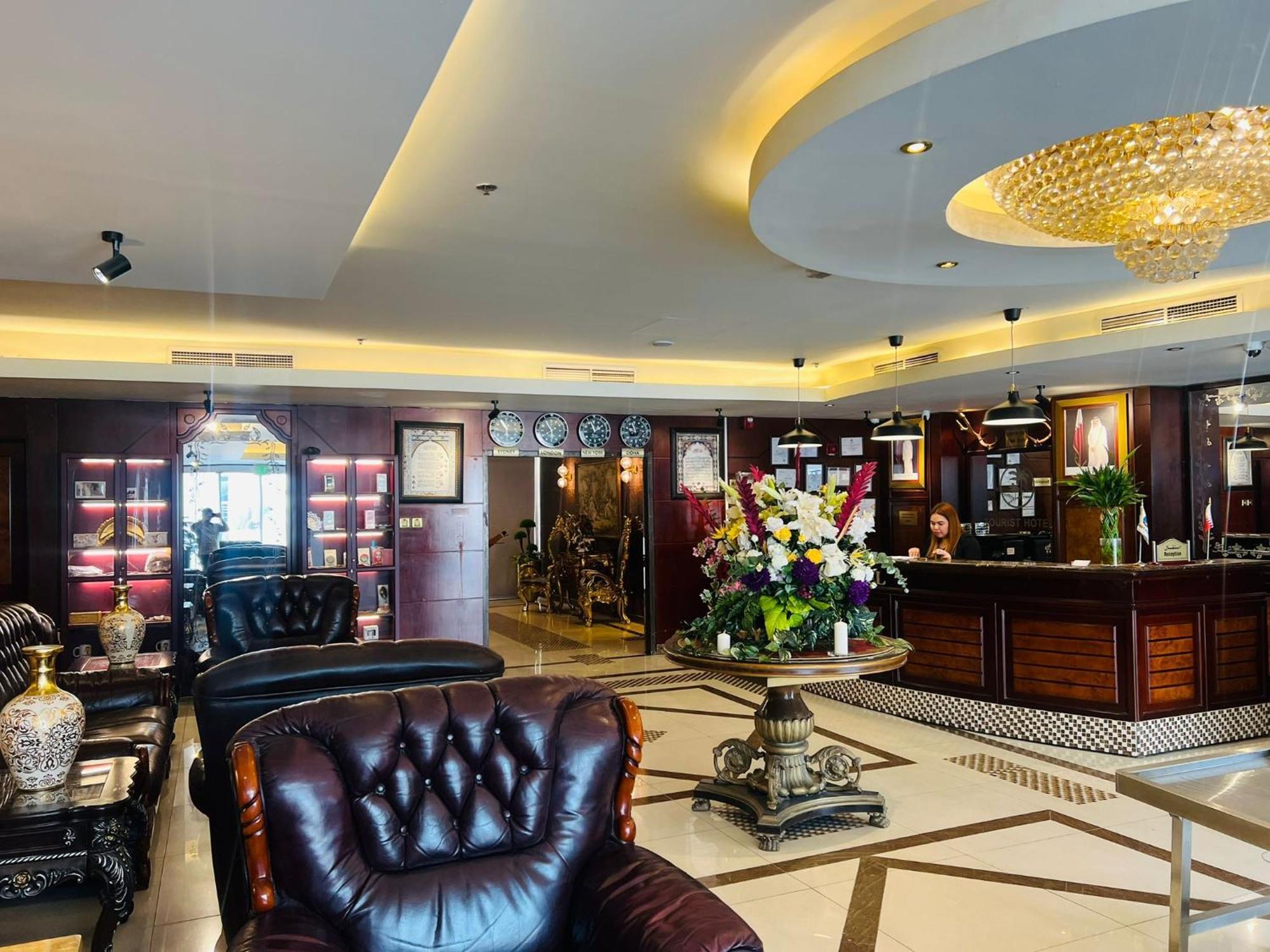 Tourist Hotel Doha Buitenkant foto