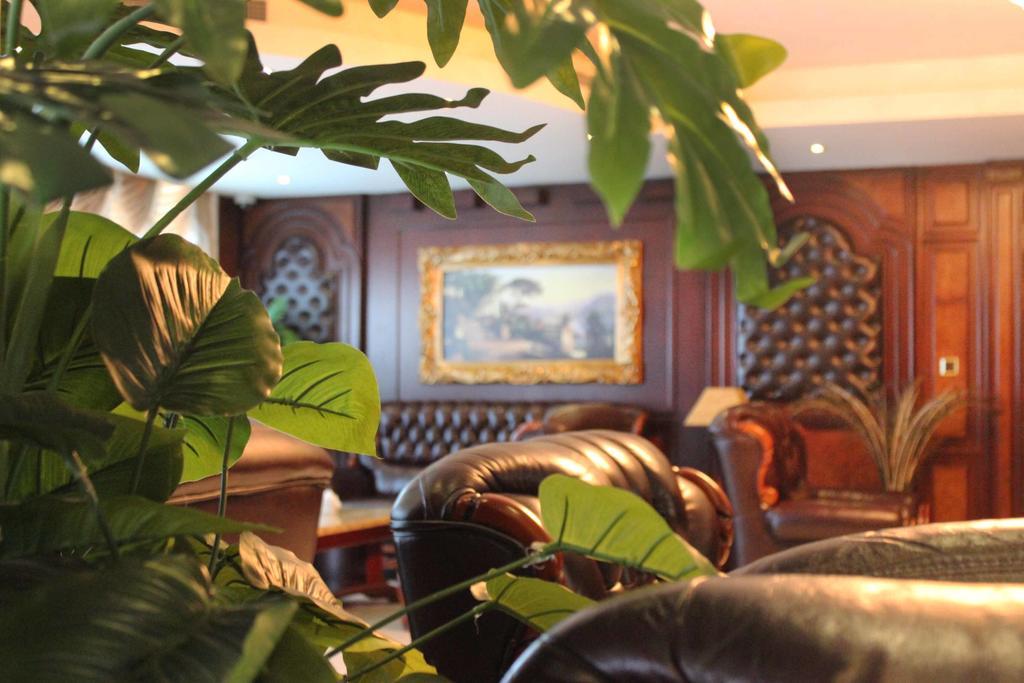 Tourist Hotel Doha Buitenkant foto