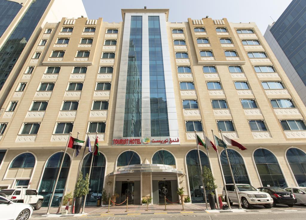 Tourist Hotel Doha Buitenkant foto